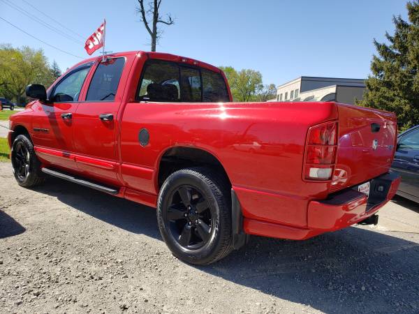 2005 Dodge Ram Quad Cab 4x4 - - by dealer - vehicle for sale in Highland, IL – photo 5