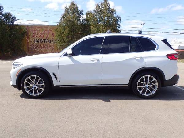2019 BMW X5 xDrive40i AWD - - by dealer - vehicle for sale in BLOOMFIELD HILLS, MI – photo 3