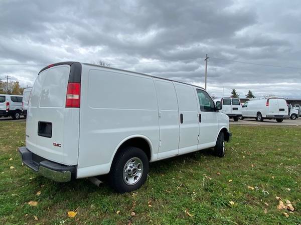 2014 GMC Savana G-2500 Cargo Van INCLUDES BULKHEAD - cars & for sale in Swartz Creek,MI, MI – photo 5