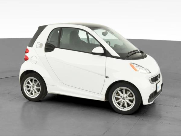 2016 smart fortwo electric drive Hatchback Coupe 2D coupe White - -... for sale in New Haven, CT – photo 14