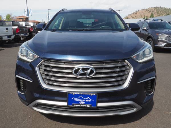 2017 Hyundai Santa Fe SE - - by dealer - vehicle for sale in Bend, OR – photo 9