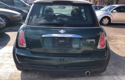 2006 MINI COOPER 1.6L HATCHBACK FIRST $1900 TAKES ALL for sale in Fredericksburg, District Of Columbia – photo 2