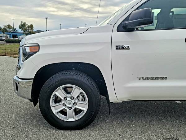 2019 Toyota Tundra 2WD CREWMAX SR5 pickup Super White - cars & for sale in Salinas, CA – photo 8