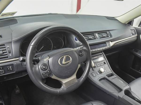 2017 Lexus CT CT 200h Hatchback 4D hatchback WHITE - FINANCE ONLINE for sale in Bakersfield, CA – photo 2