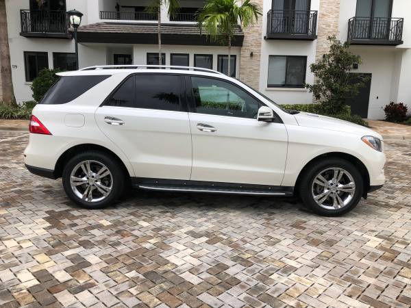 2013 Mercedes ML350 Pearl White Panoramic Roof/New Tires/Low Miles -... for sale in Naples, FL – photo 4