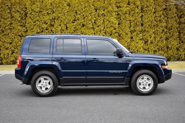 2015 Jeep Patriot Sport - - by dealer - vehicle for sale in Yakima, WA – photo 8