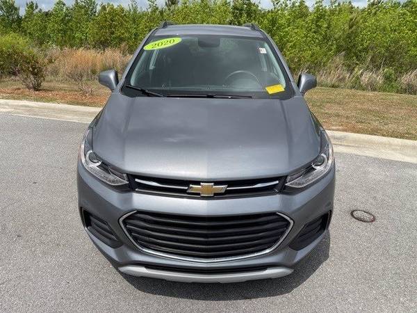 2020 Chevy Chevrolet Trax LT suv Gray - - by dealer for sale in Goldsboro, NC – photo 3