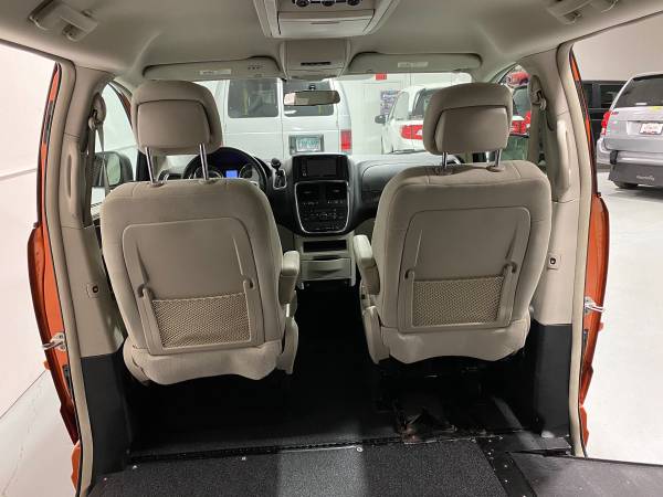 Wheelchair Accessible Dodge Grand Caravan with In-Floor Ramp - cars... for sale in Palmer, AK – photo 16