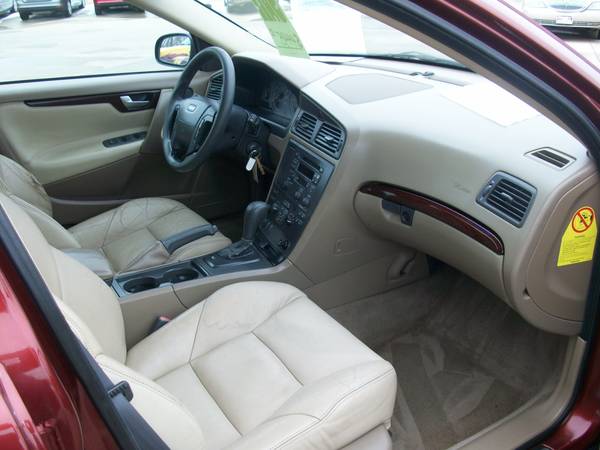 2001 VOLVO V70 WAGON - - by dealer - vehicle for sale in Muskego, WI – photo 20