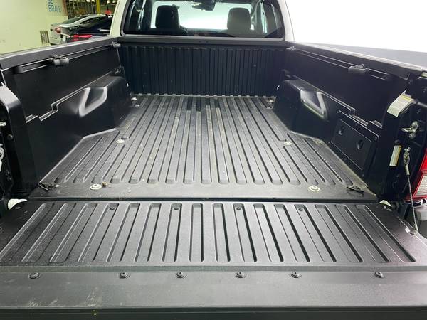 2019 Toyota Tacoma Access Cab SR Pickup 4D 6 ft pickup White -... for sale in Westport, NY – photo 20