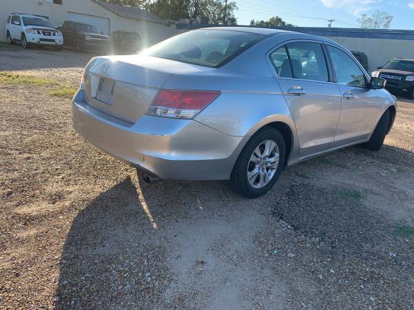 2010 Honda Accord LX low miles - cars & trucks - by dealer - vehicle... for sale in Alexandria, LA – photo 4