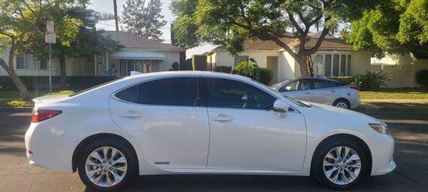 2015 Lexus ES ES 300h Sedan 4D - FREE CARFAX ON EVERY VEHICLE - cars... for sale in Los Angeles, CA – photo 7