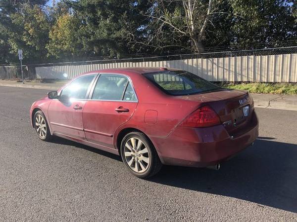 2007 Honda Accord - Financing Available! - cars & trucks - by dealer... for sale in Portland, OR – photo 4