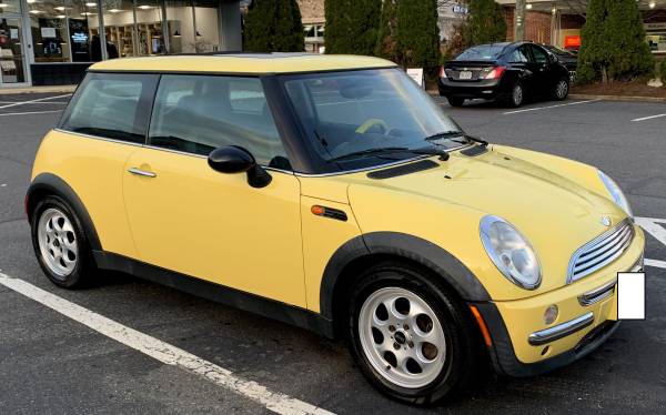 2004 Mini Cooper 5-Speed Stick Shift *READ* - cars & trucks - by... for sale in Fairfax, District Of Columbia – photo 3