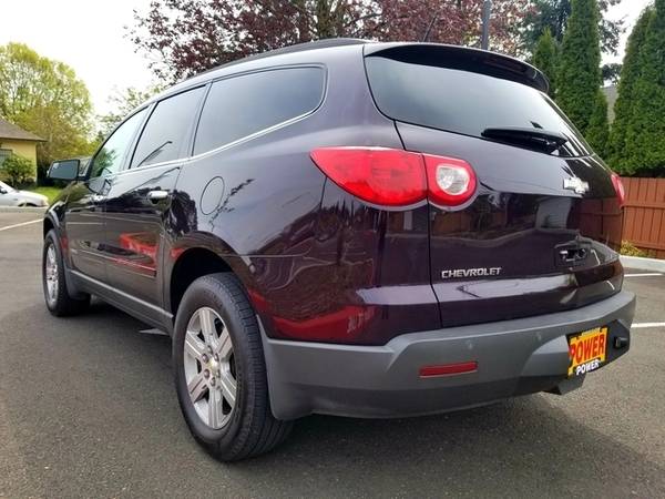2009 Chevrolet Chevy Traverse LT1 AWD - - by dealer for sale in Vancouver, OR – photo 4