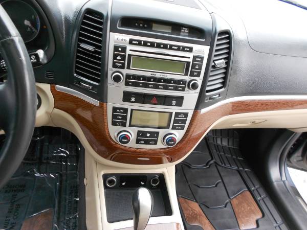 Hyundai Santa Fe SE AWD Leather Sunroof 1 Owner **1 Year Warranty** for sale in hampstead, RI – photo 19