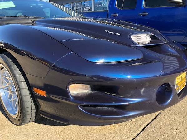 2001 Pontiac Firebird FORMULA - cars & trucks - by dealer - vehicle... for sale in Des Moines, IA – photo 8