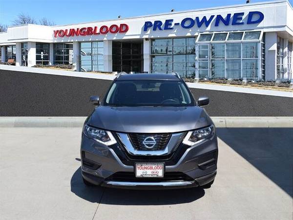 2017 Nissan Rogue SV SKU:92053P Nissan Rogue SV SUV - cars & trucks... for sale in Springfield, MO – photo 2