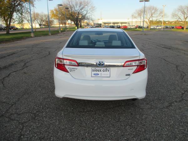 2012 Toyota Camry XLE Hybrid 4Door Sedan for sale in Sioux City, IA – photo 4