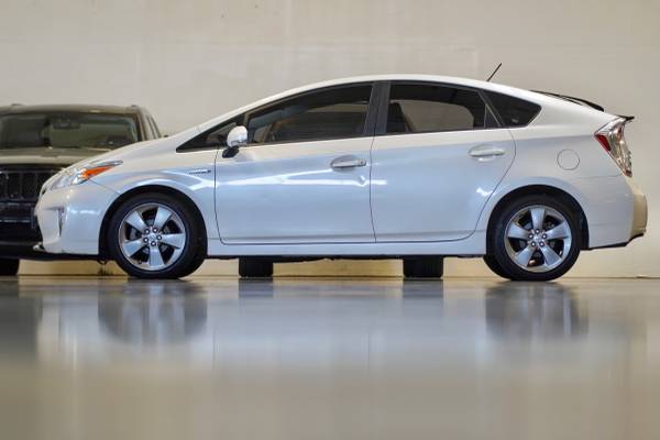 2015 TOYOTA PRIUS PERSONA SERIES IV CLEAN TITLE 58MPG HYBRID UBER... for sale in Portland, OR – photo 3