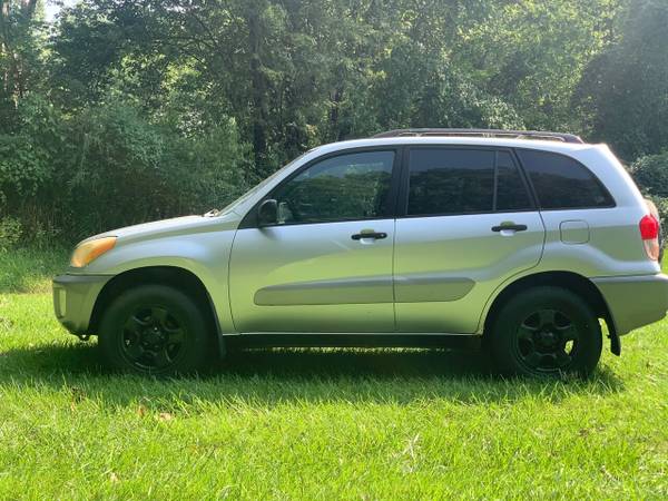 2002 Toyota Rav 4 AWD - cars & trucks - by owner - vehicle... for sale in North Ridgeville, OH – photo 2