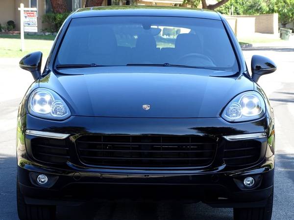 2016 Porsche Cayenne LUXURY AND POWER! FINANCING AVAIL! SUPER CLEAN! for sale in Pasadena, CA – photo 3