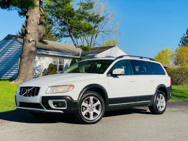 2008 VOLVO XC70 3 2 WAGON ( CLEAN CARFAX ) - - by for sale in West Sand Lake, NY – photo 2