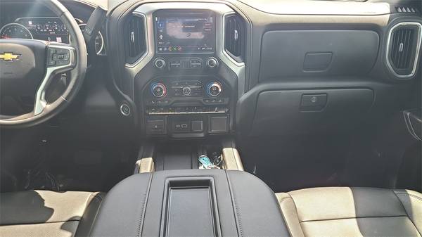 2019 Chevy Chevrolet Silverado 1500 LTZ pickup Black for sale in Flagstaff, AZ – photo 17