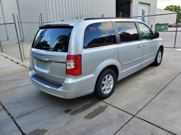 2012 Chrysler Town & Country for sale in Wichita, KS – photo 6