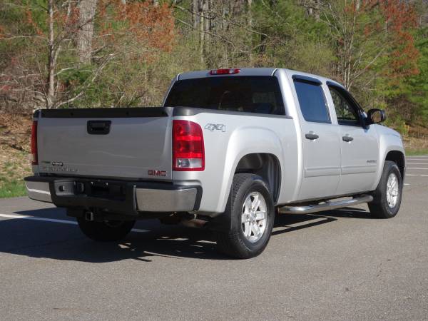 2011 GMC Sierra 1500 Crew Cab SLE 4WD - - by dealer for sale in Derry, VT – photo 4