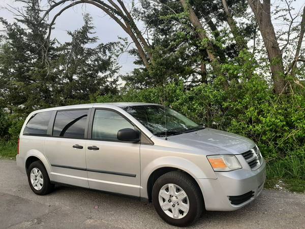 2008 Dodge Grand Caravan - - by dealer - vehicle for sale in Fulton, MO – photo 9