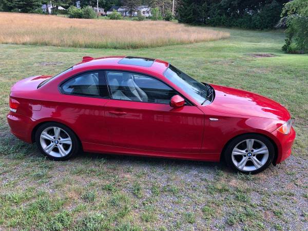 RARE BMW 128I SIX SPEED MANUAL SPORT PACKAGE! - cars & trucks - by... for sale in Attleboro, CT – photo 8