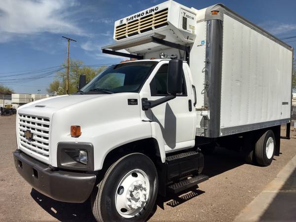 Refrigerated Box Truck 11, 400 Original Miles! - - by for sale in Addison, TX – photo 4