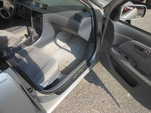 2001 Toyota Camry LE ( VERY * LOW * MILES ) 49,000 for sale in College Point, NY – photo 8