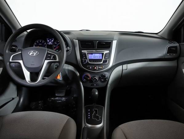 2014 Hyundai Accent for sale in Burnsville, MN – photo 14