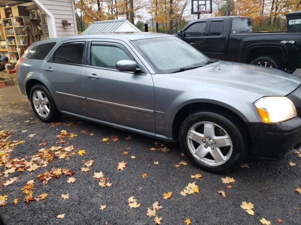 06 Dodge magnum AWD Hemi for sale in Boonville, NY – photo 3