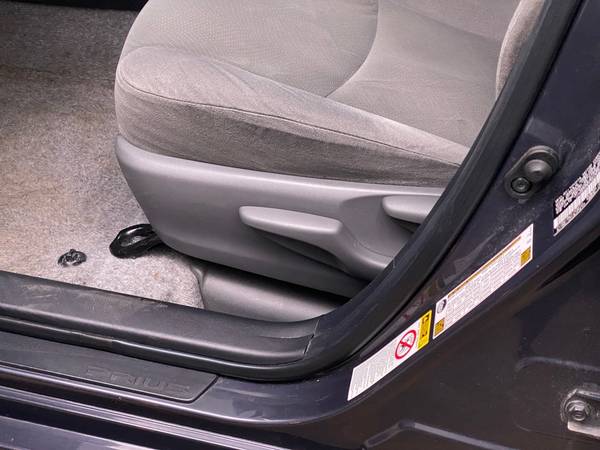 2013 Toyota Prius Plugin Hybrid Hatchback 4D hatchback Gray -... for sale in Atlanta, CA – photo 23