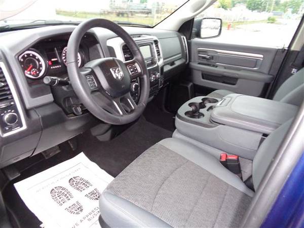 2017 RAM SLT 1500 QUAD CAB 4X4 for sale in Wautoma, WI – photo 9