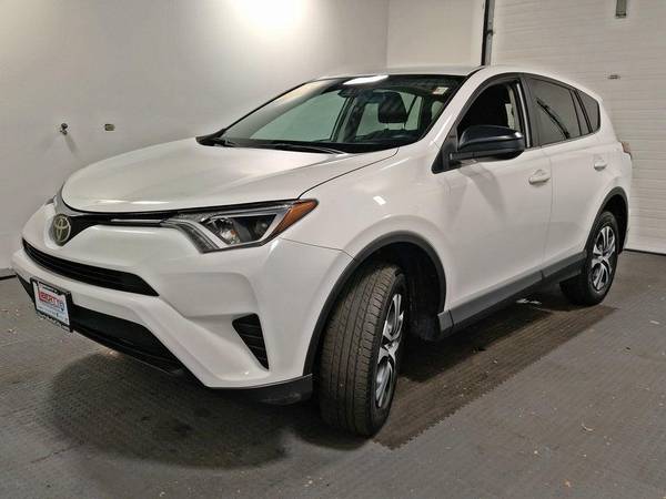2018 Toyota RAV4 LE Financing Options Available!!! - cars & trucks -... for sale in Libertyville, IL – photo 3
