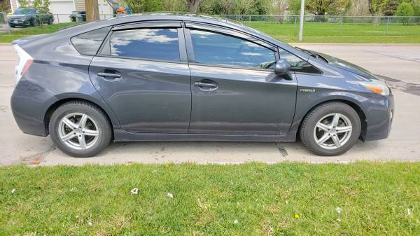 2010 Toyota Prius FOUR, 184k, 60mpg for sale in milwaukee, WI – photo 2