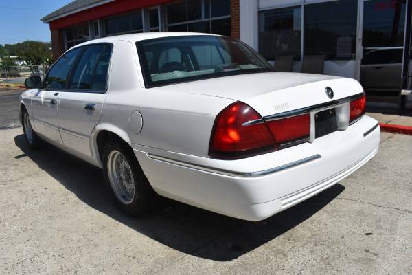 2001 MERCURY GRAND MARQUIS LS WITH LEATHER ***ONLY 115,000 MILES*** for sale in Greensboro, NC – photo 3