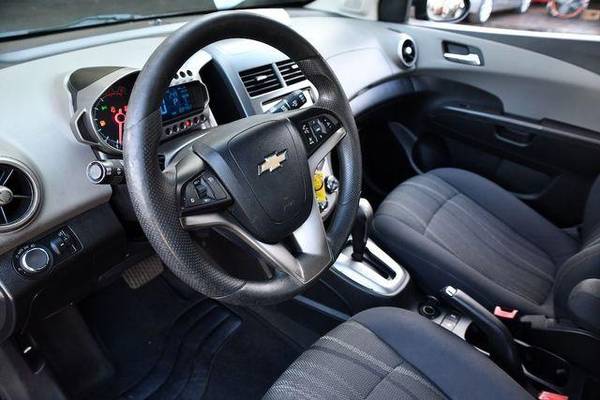 2013 Chevrolet Chevy Sonic LT Hatchback Sedan 4D BUY HERE PAY HERE for sale in Miami, FL – photo 8