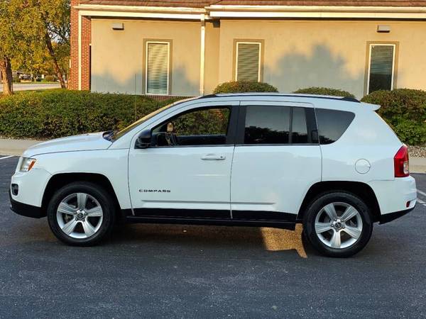 2012 JEEP COMPASS SPORT,*FINANCING AVAILABLE! - cars & trucks - by... for sale in Kansas City, MO – photo 2