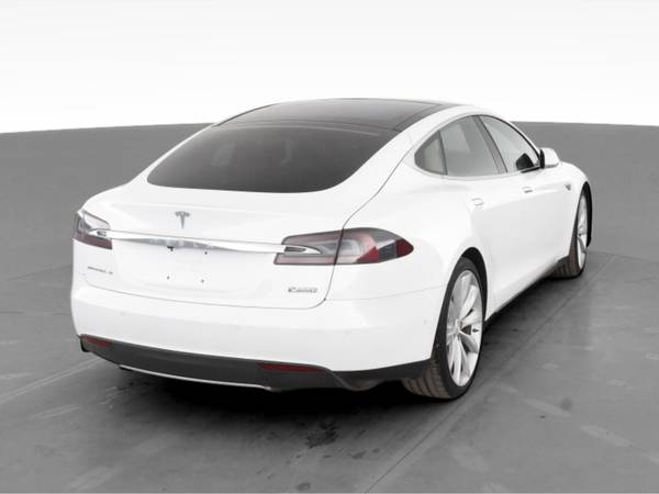 2016 Tesla Model S P90D Sedan 4D sedan White - FINANCE ONLINE - cars... for sale in Chicago, IL – photo 10