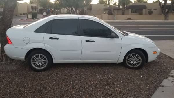 2005 Ford Focus ZX4 - cars & trucks - by owner - vehicle automotive... for sale in Scottsdale, AZ – photo 7