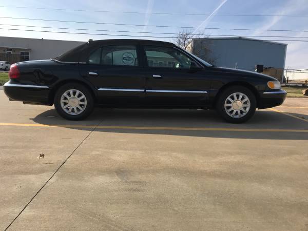 2002 LINCOLN CONTINENTAL*CARFAX CERTIFIED*NO ACCIDNET*RUNS AND... for sale in Tulsa, OK – photo 2
