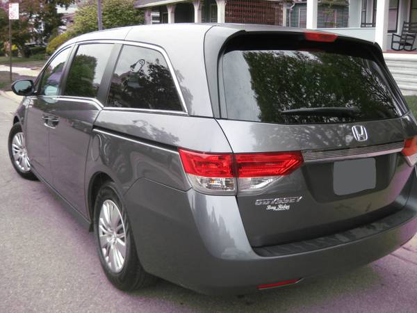 2015 Honda Odyssey LX/One Owner/Extremely LOW 10k miles - cars & for sale in Other, NY – photo 6