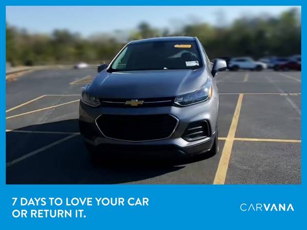 2020 Chevy Chevrolet Trax LS Sport Utility 4D hatchback Silver for sale in Arlington, District Of Columbia – photo 13