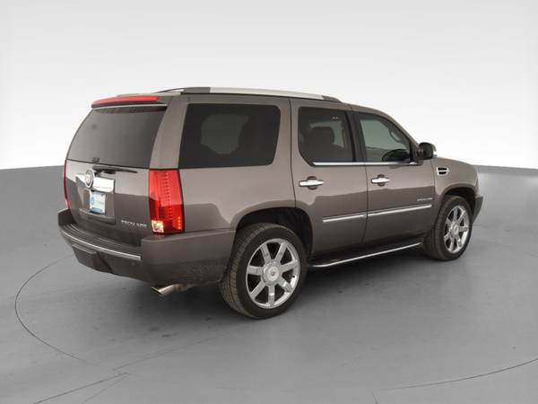 2013 Caddy Cadillac Escalade Luxury Sport Utility 4D suv Brown - -... for sale in Louisville, KY – photo 11