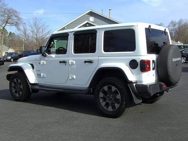 ► 2019 JEEP WRANGLER UNLIMITED SAHARA - TOTALLY LOADED WITH OPTIONS... for sale in Feeding Hills, NY – photo 3